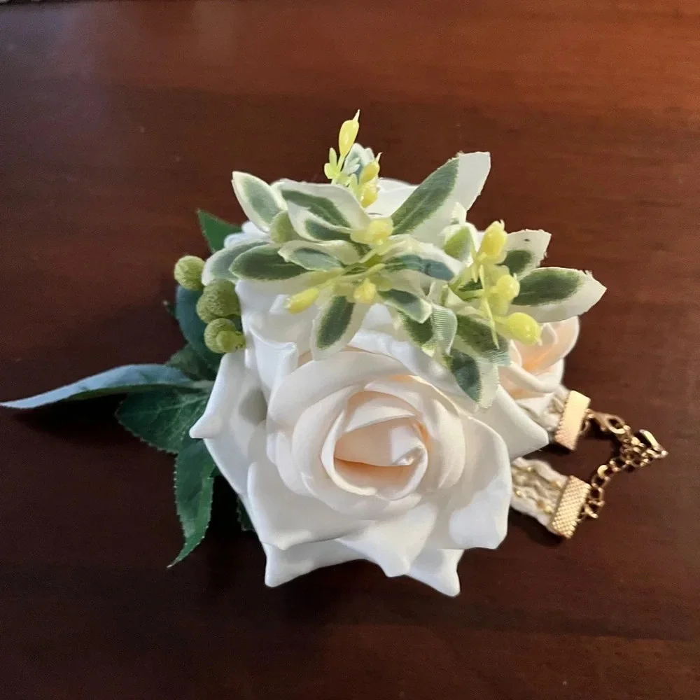 White Silk Like‎ Rose Boutonniere - Dance Boutonniere Prom Hand corsage bracelet